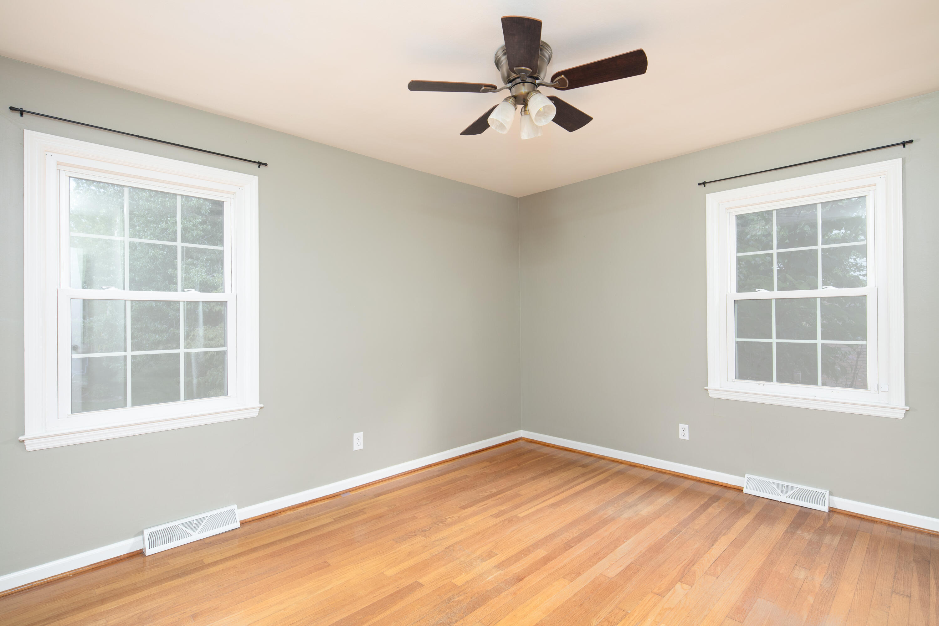 109 Vanderbilt Drive