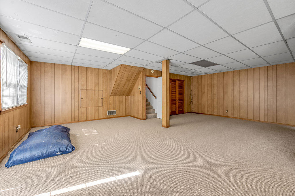 3237 Pontchartrain Court