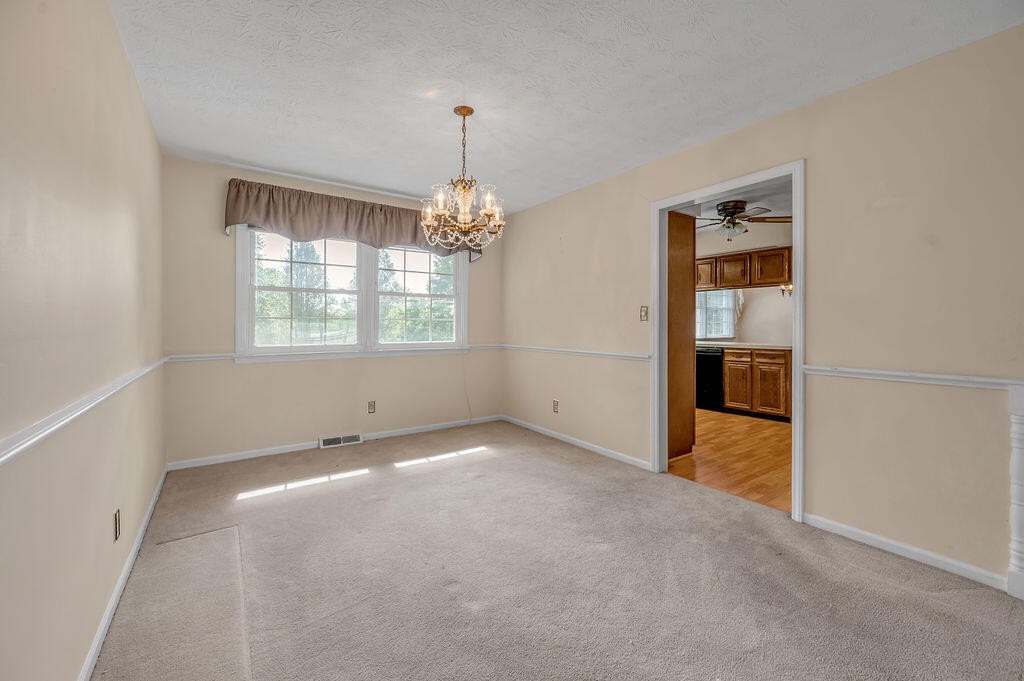 3237 Pontchartrain Court