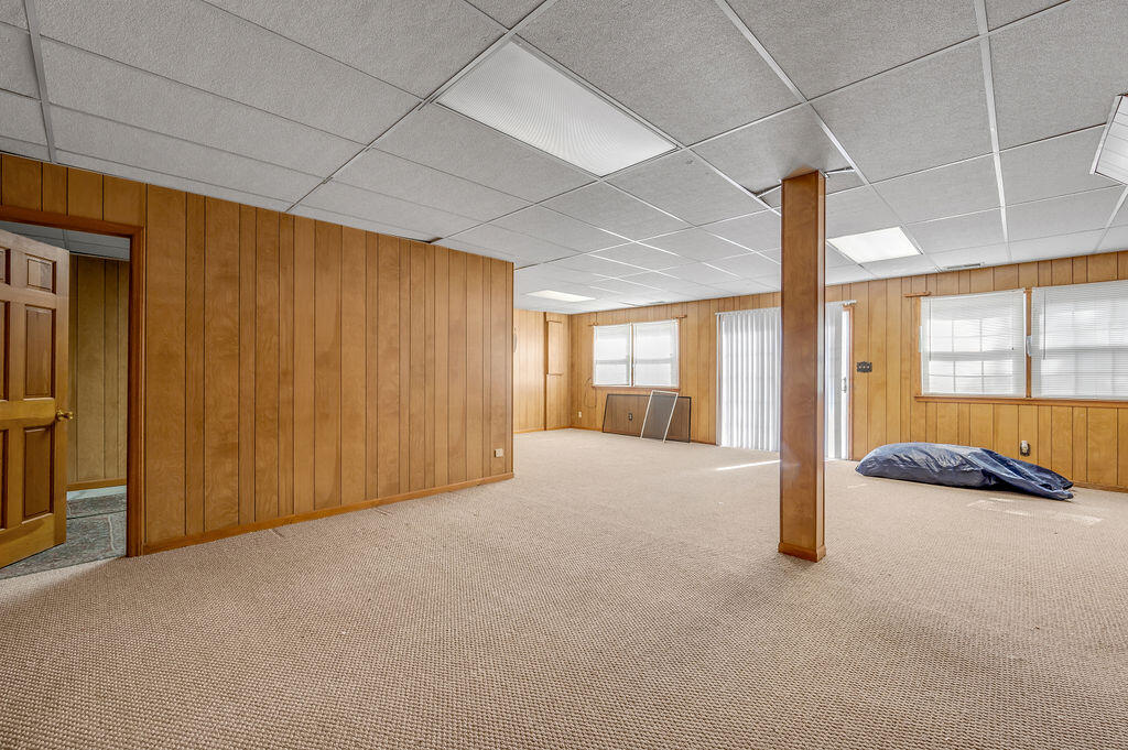 3237 Pontchartrain Court