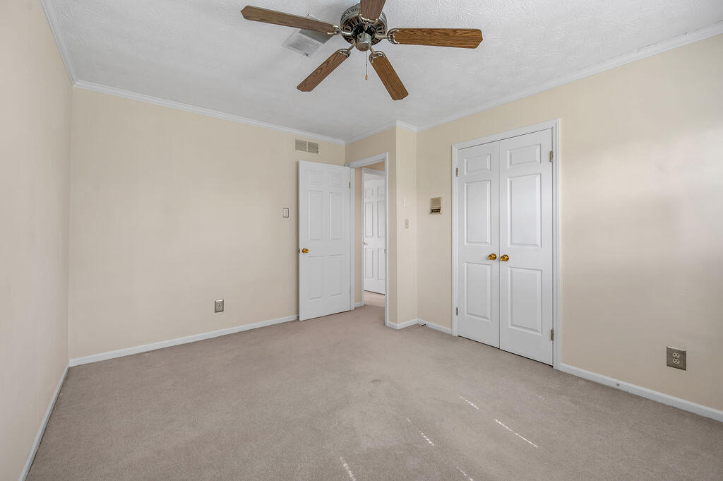 3237 Pontchartrain Court