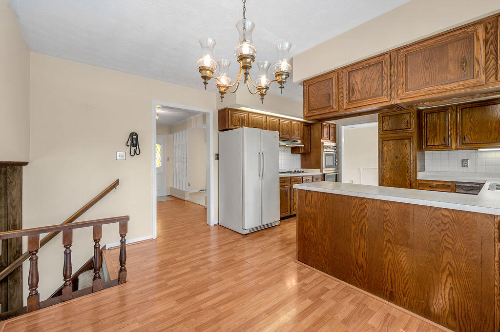 3237 Pontchartrain Court