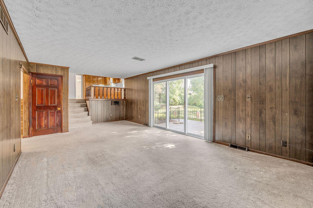 3237 Pontchartrain Court