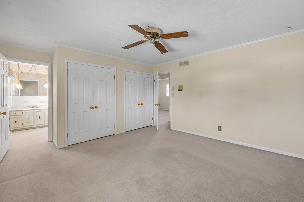 3237 Pontchartrain Court