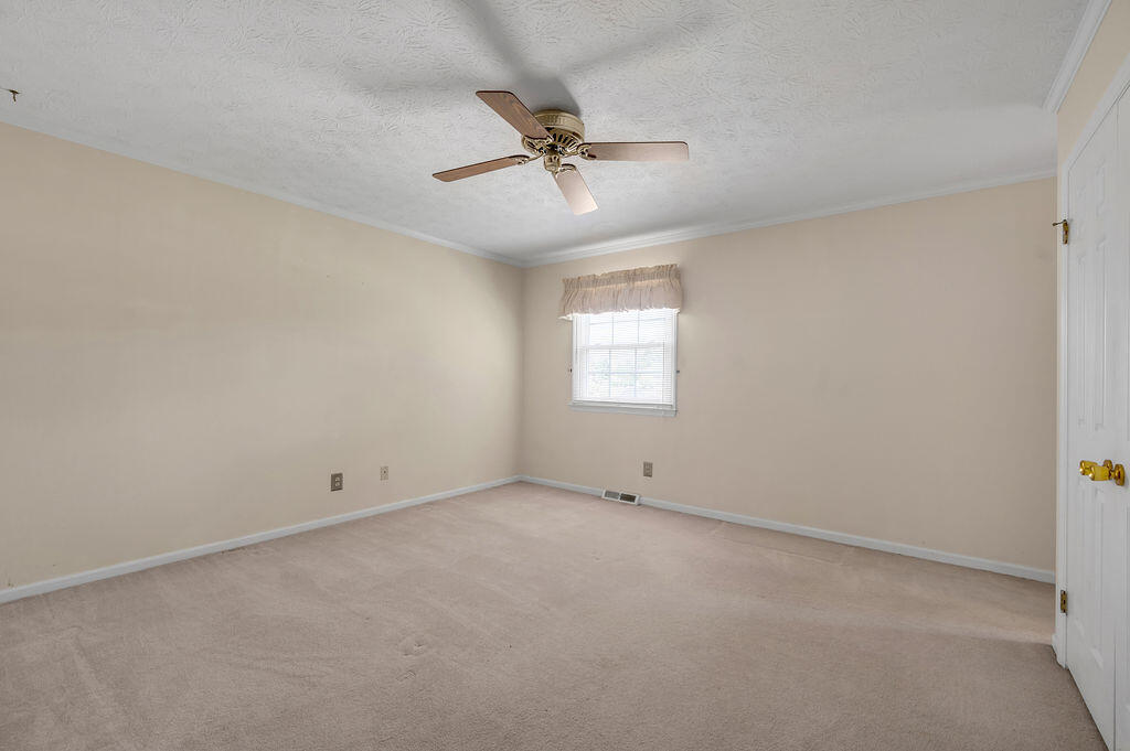 3237 Pontchartrain Court