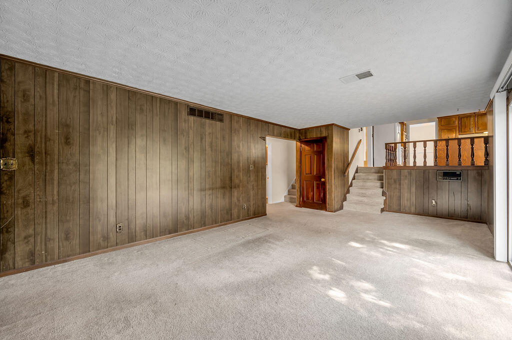 3237 Pontchartrain Court