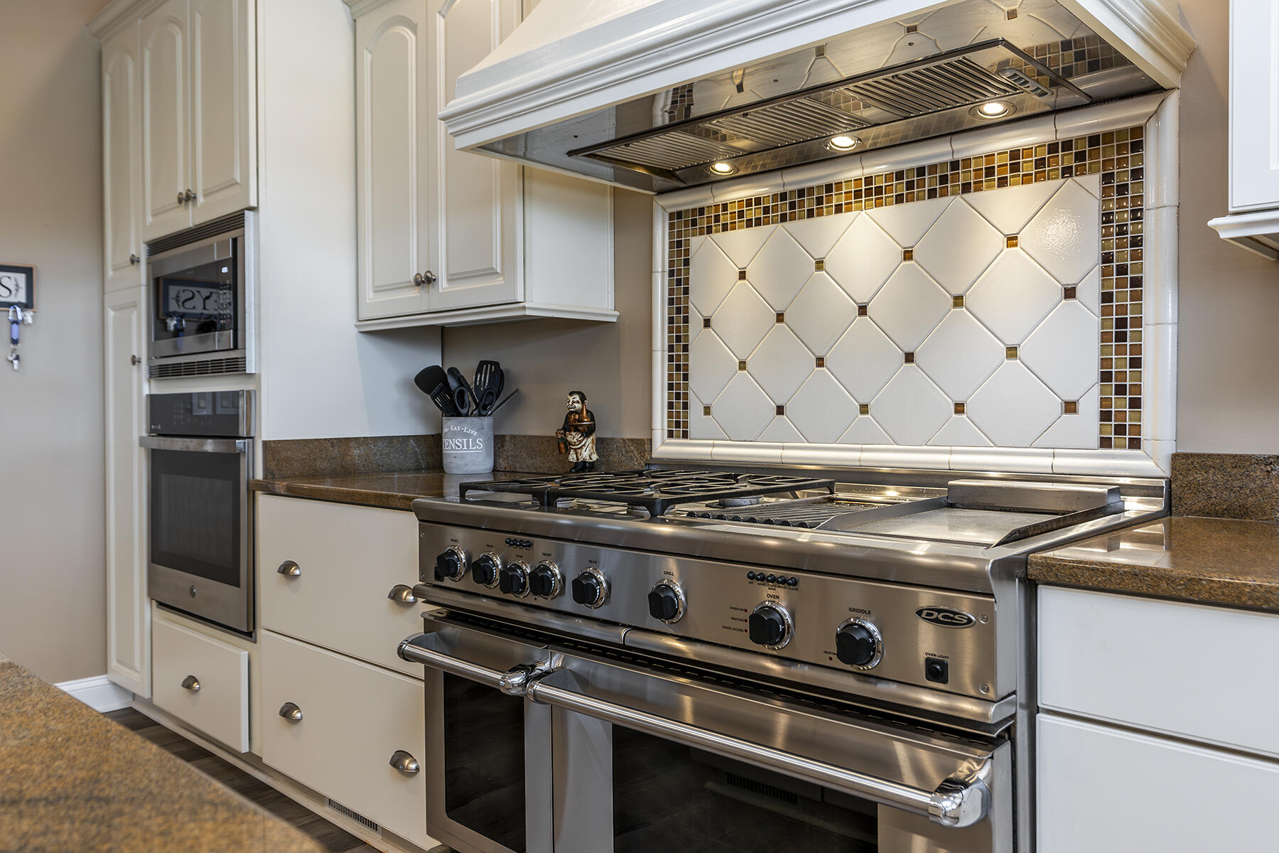 2550 Our Native Lane