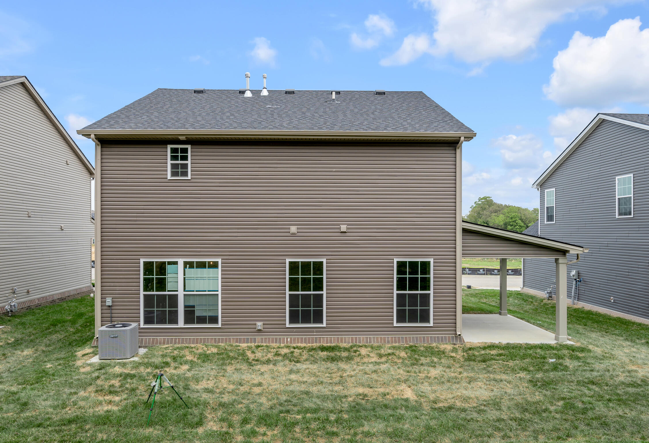 300 Singing Lark Cove