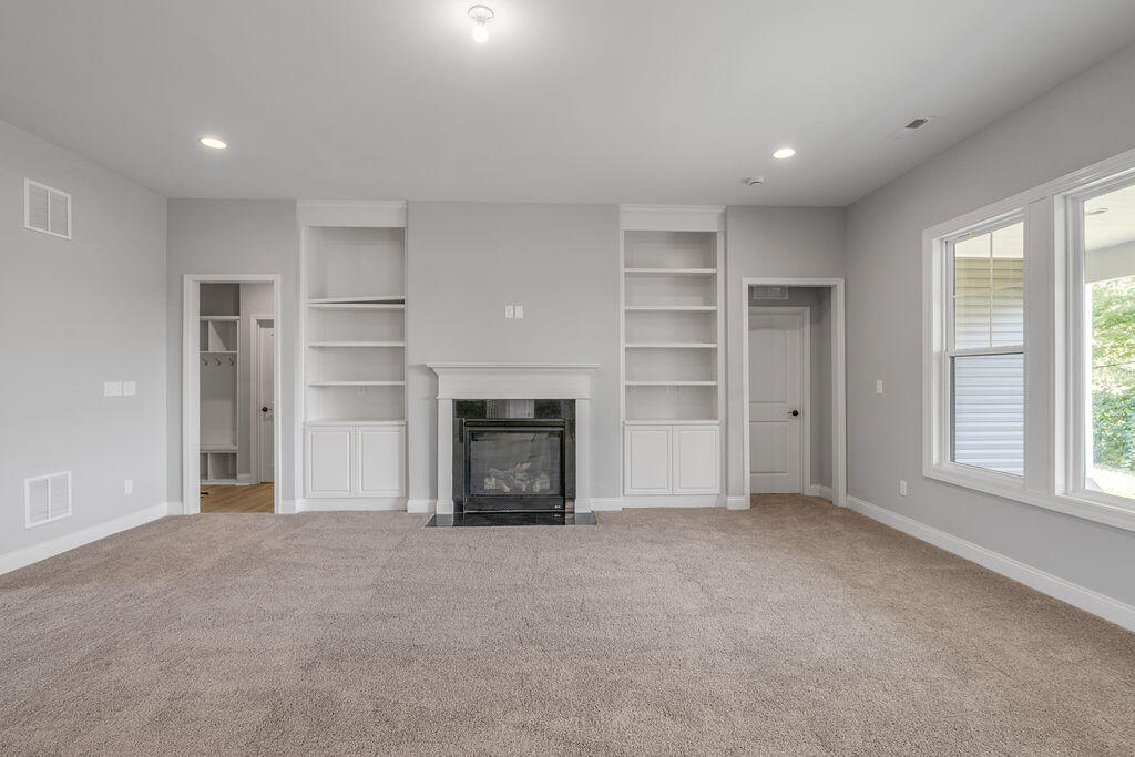 174 Oxford Landing Drive