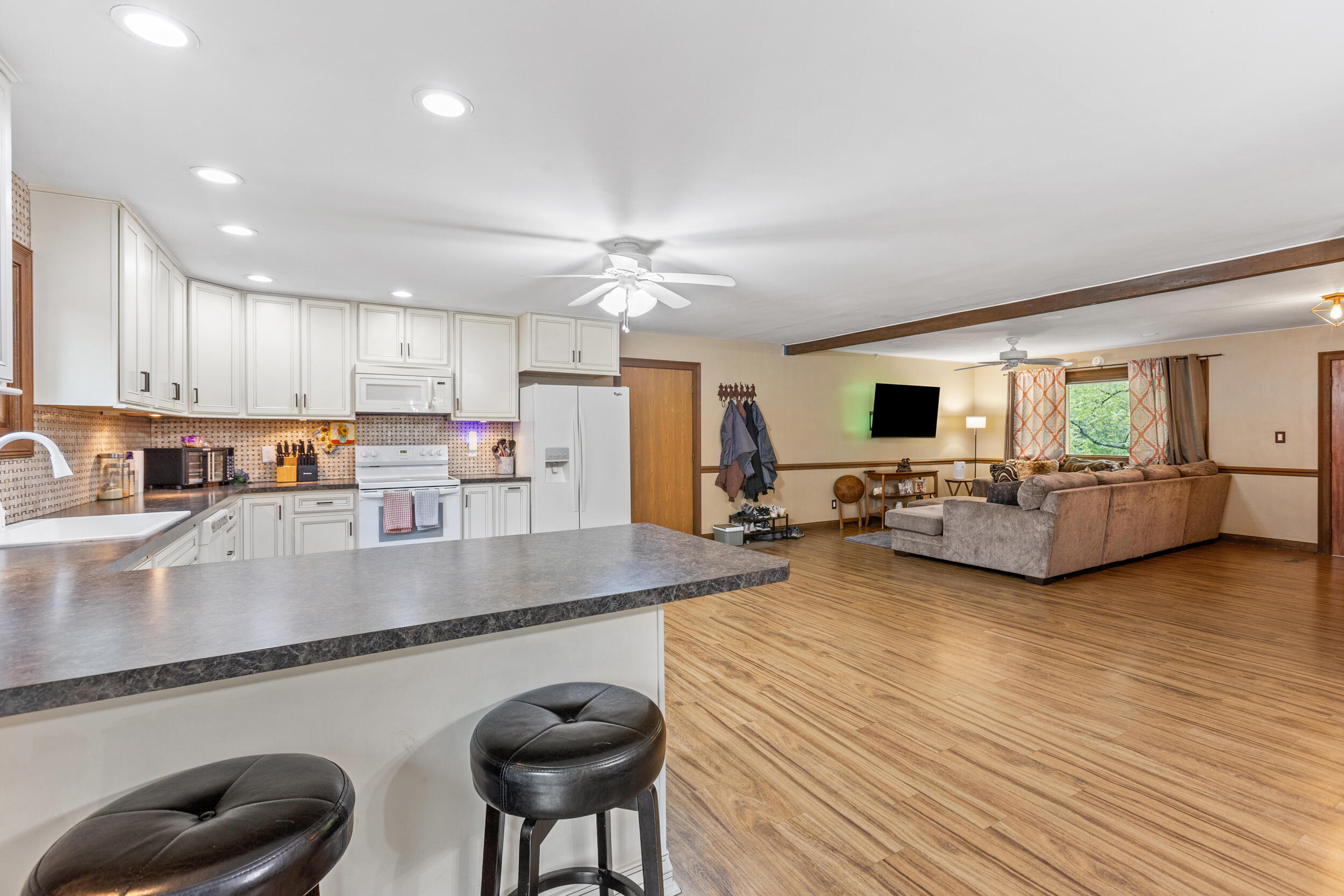 1000 Riverview Drive