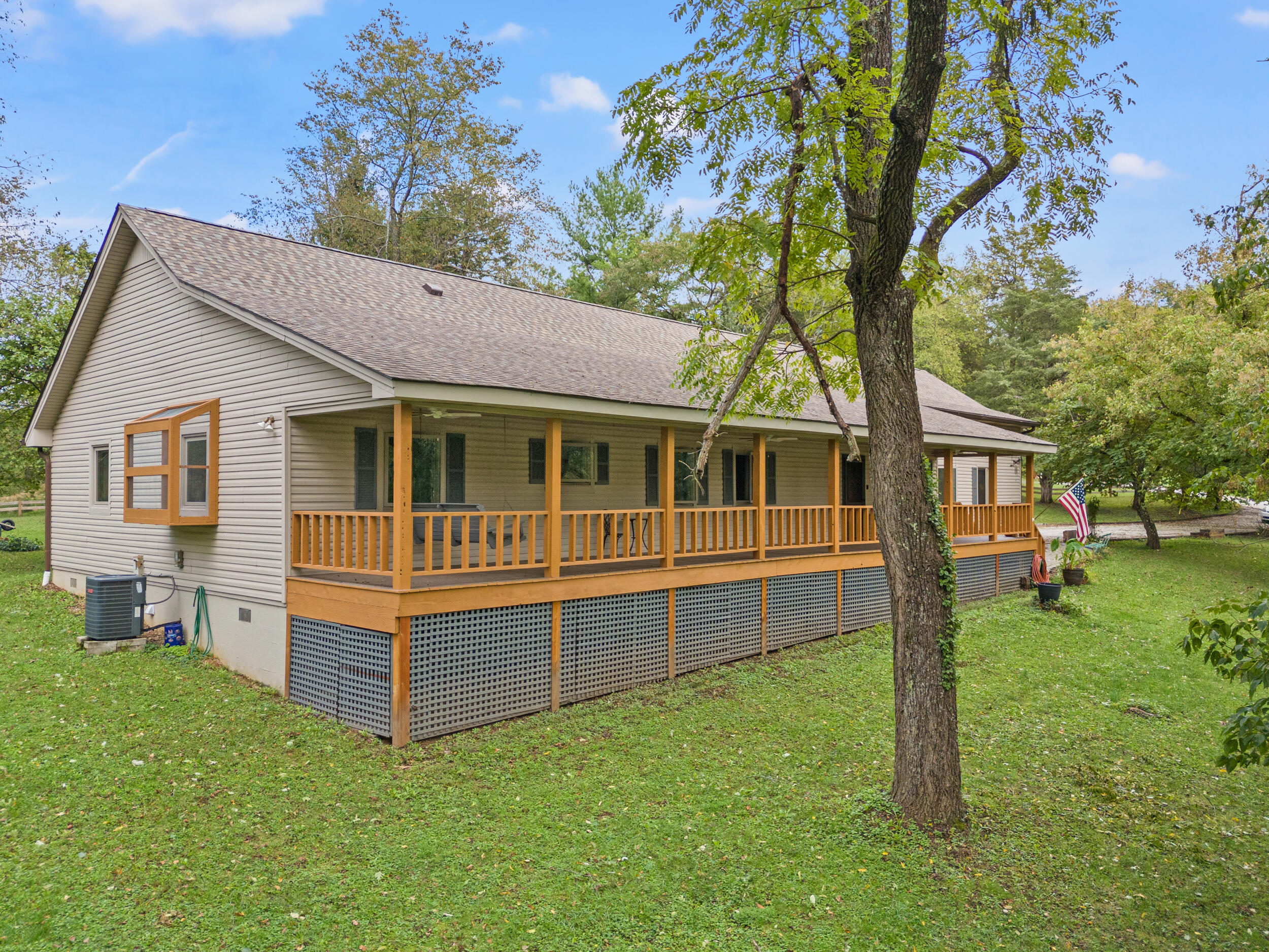 1000 Riverview Drive