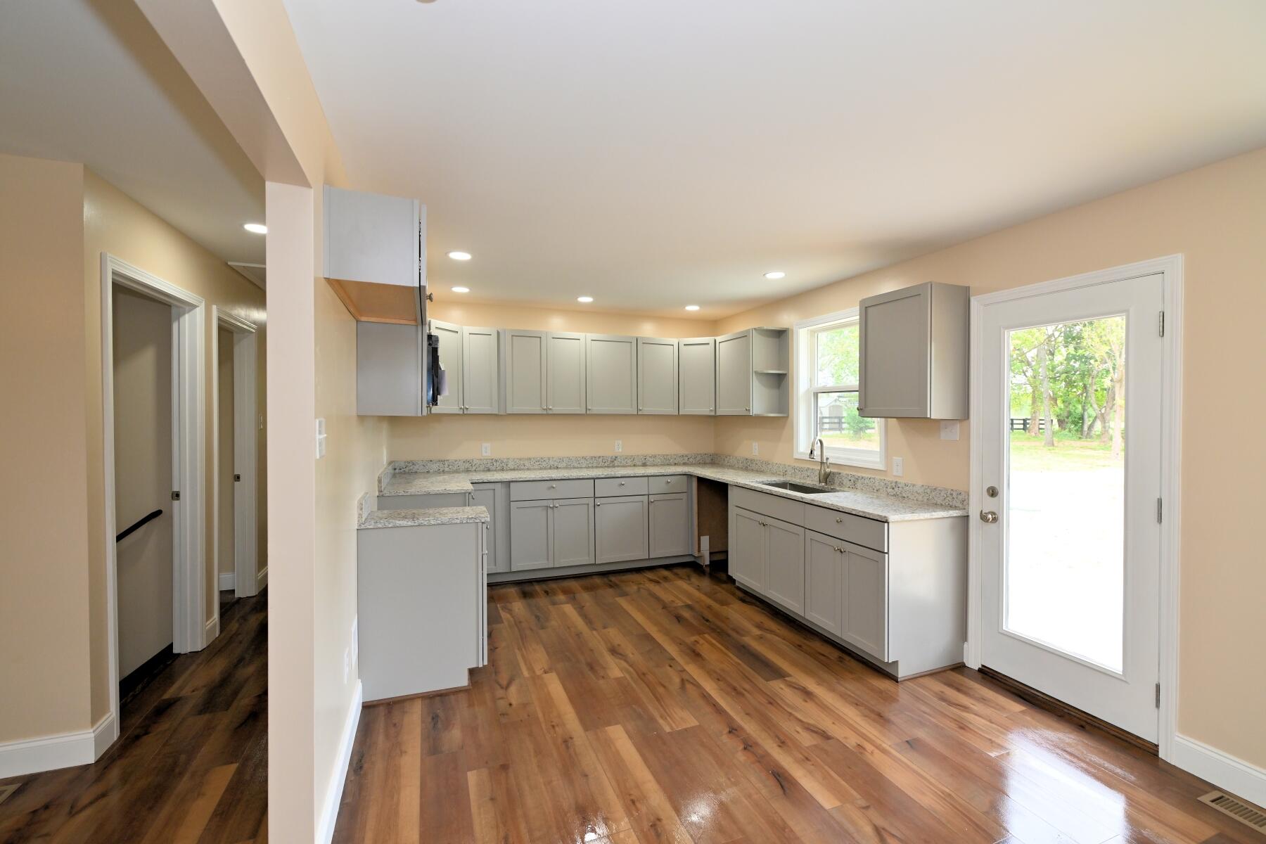 1865 Stamping Ground Road