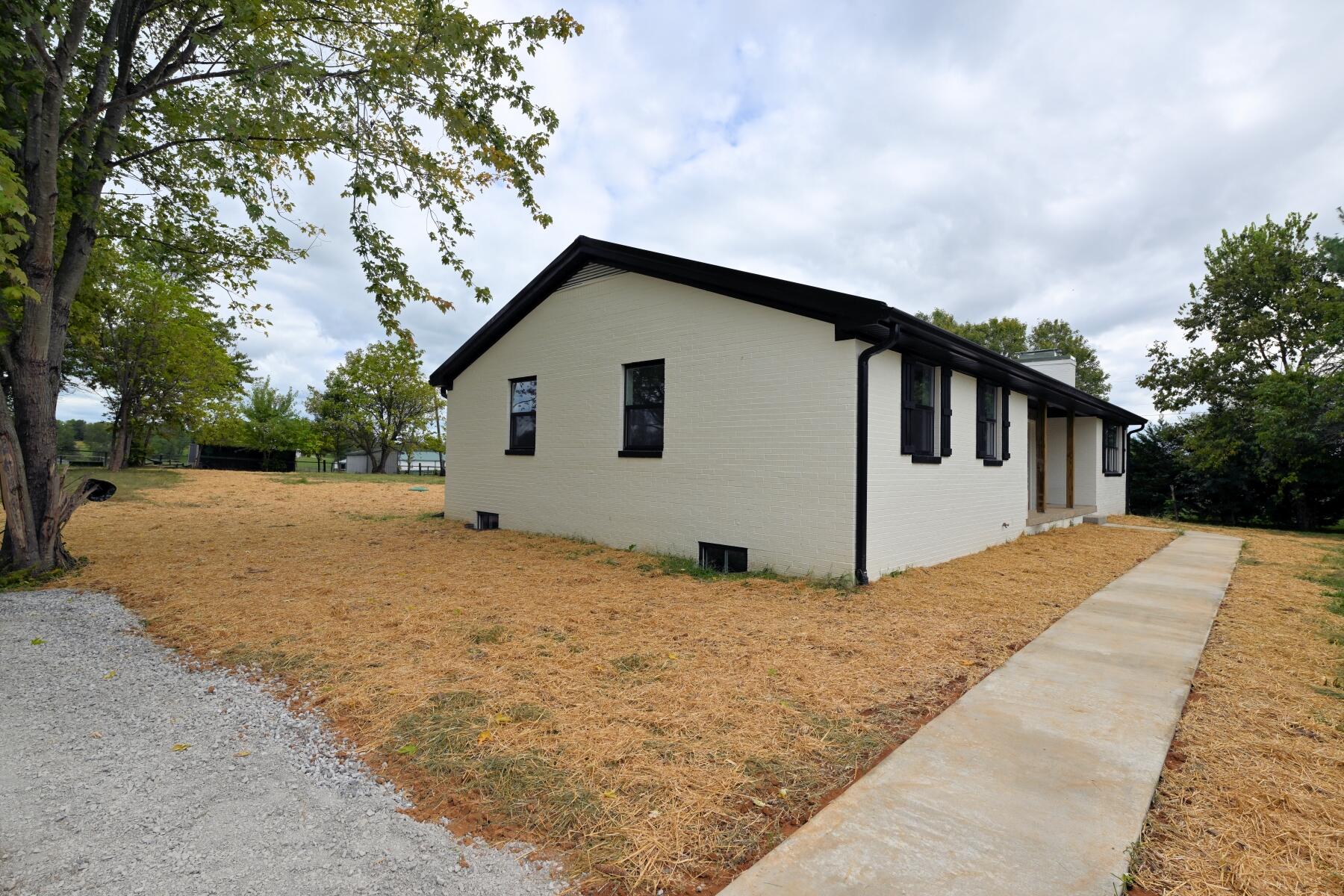 1865 Stamping Ground Road