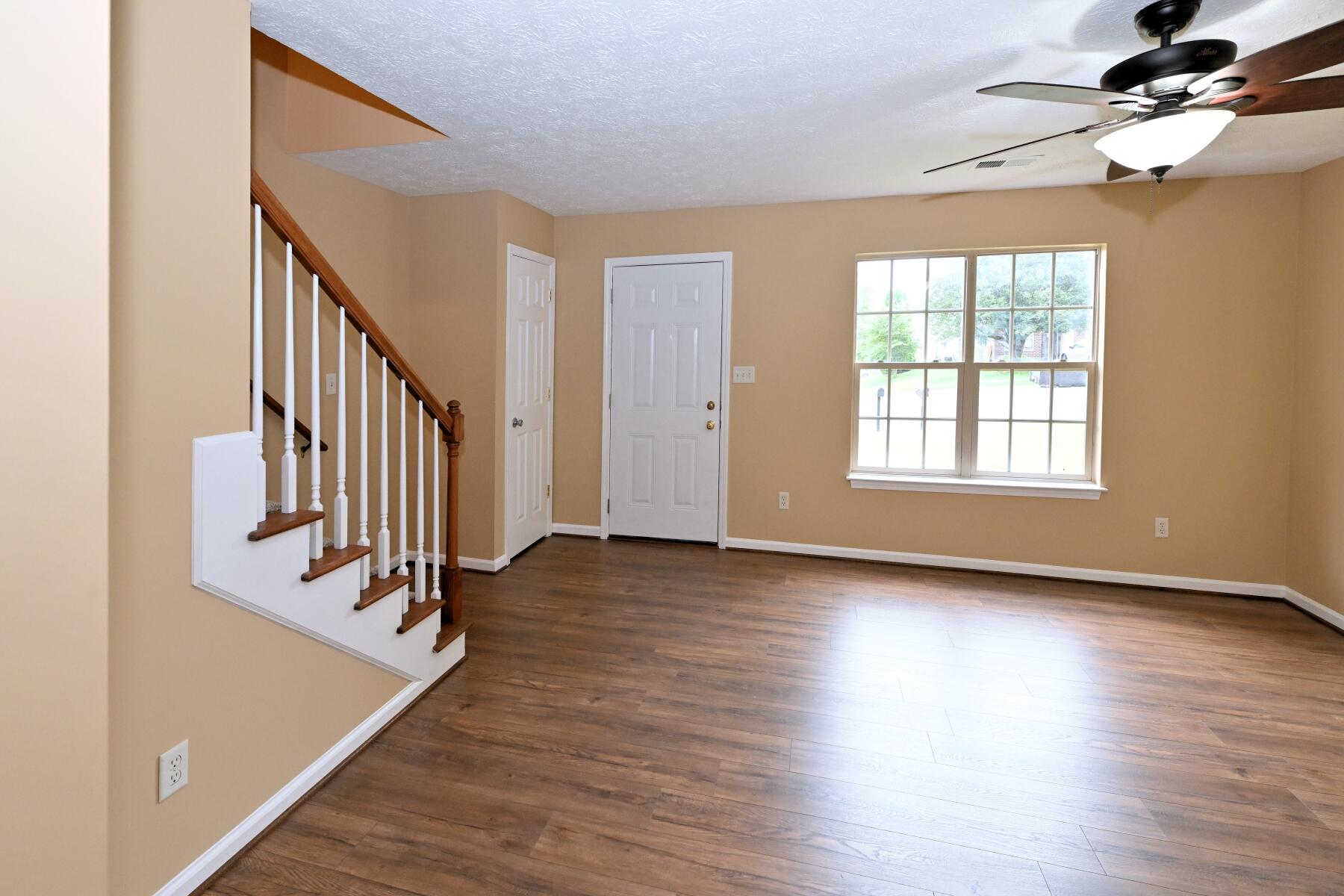 120-122 Tanbark Drive