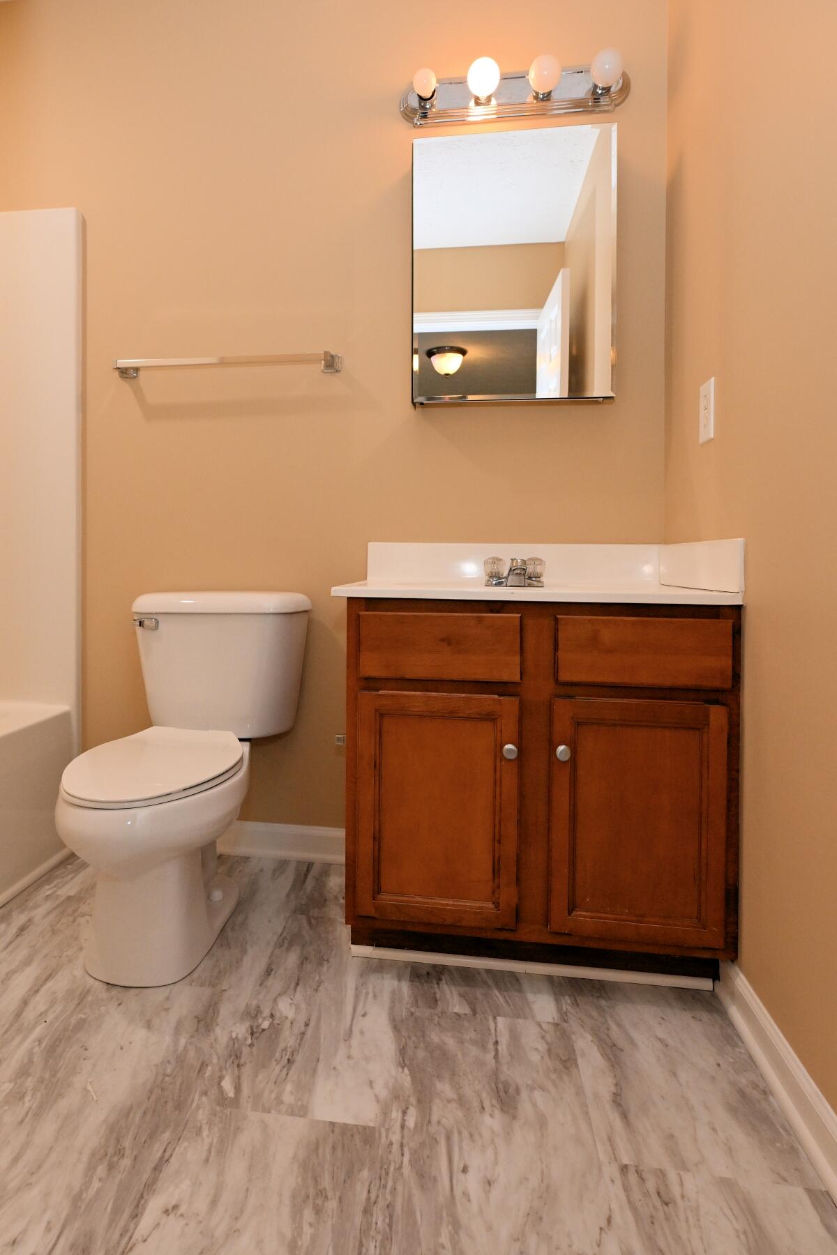 120-122 Tanbark Drive