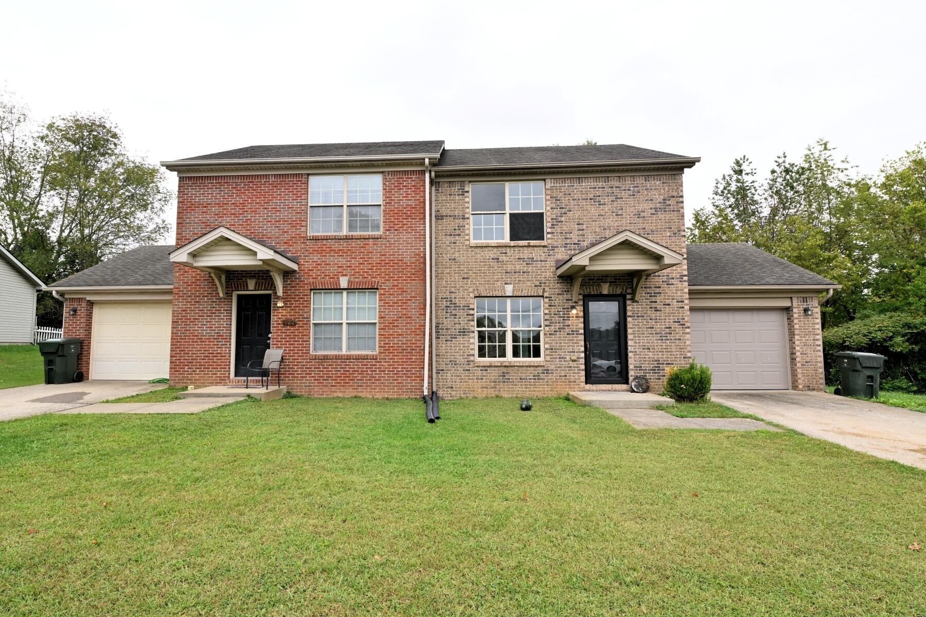 120-122 Tanbark Drive