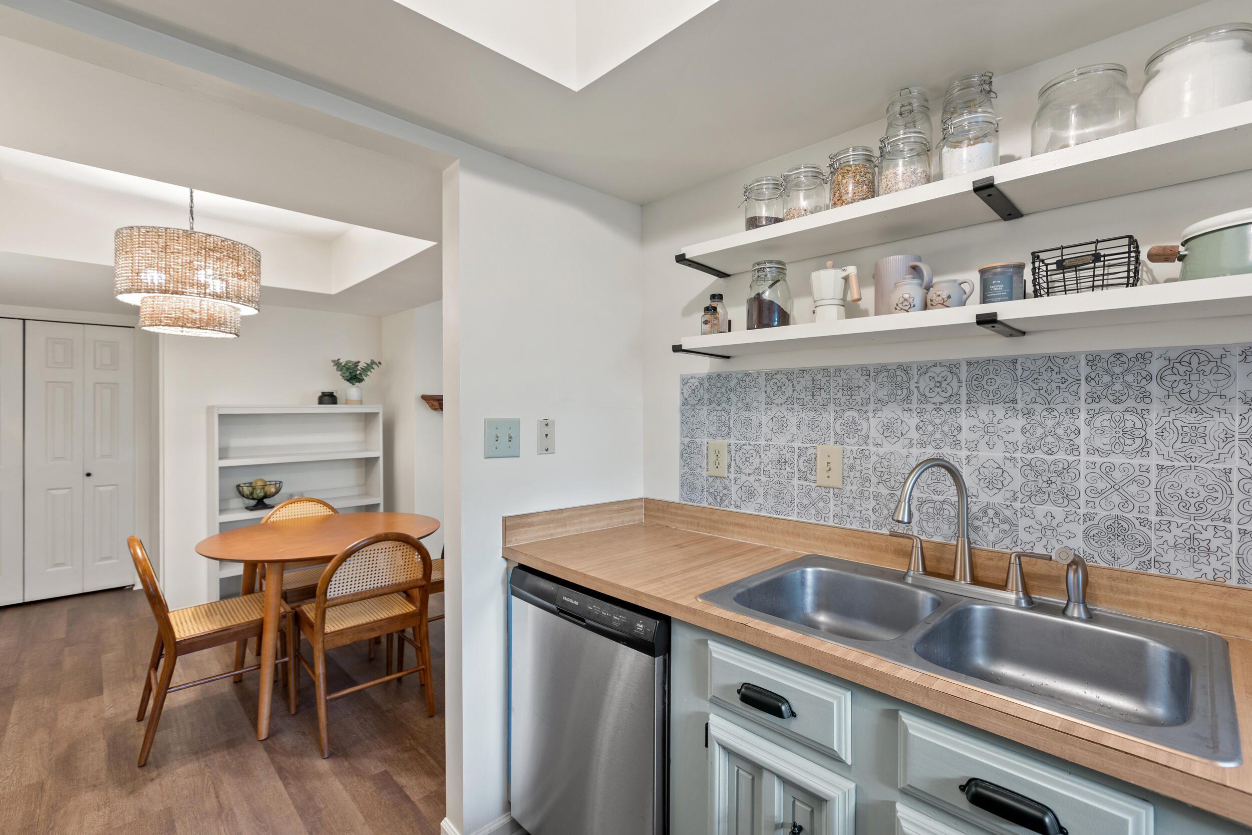 395 Redding Road Unit: 147