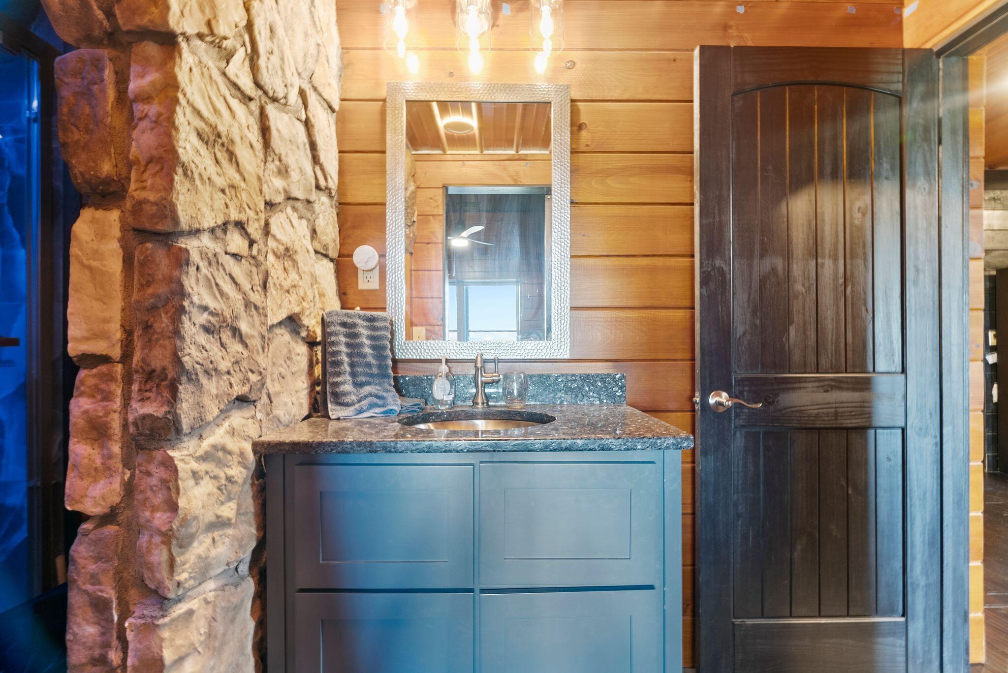 1600 Ditney Ridge Road