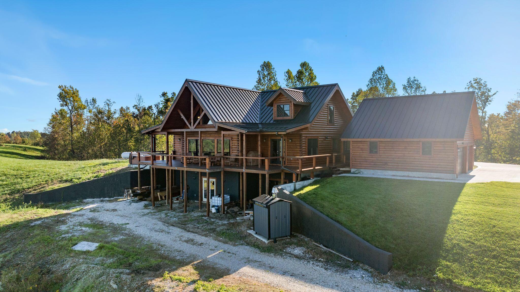 1600 Ditney Ridge Road