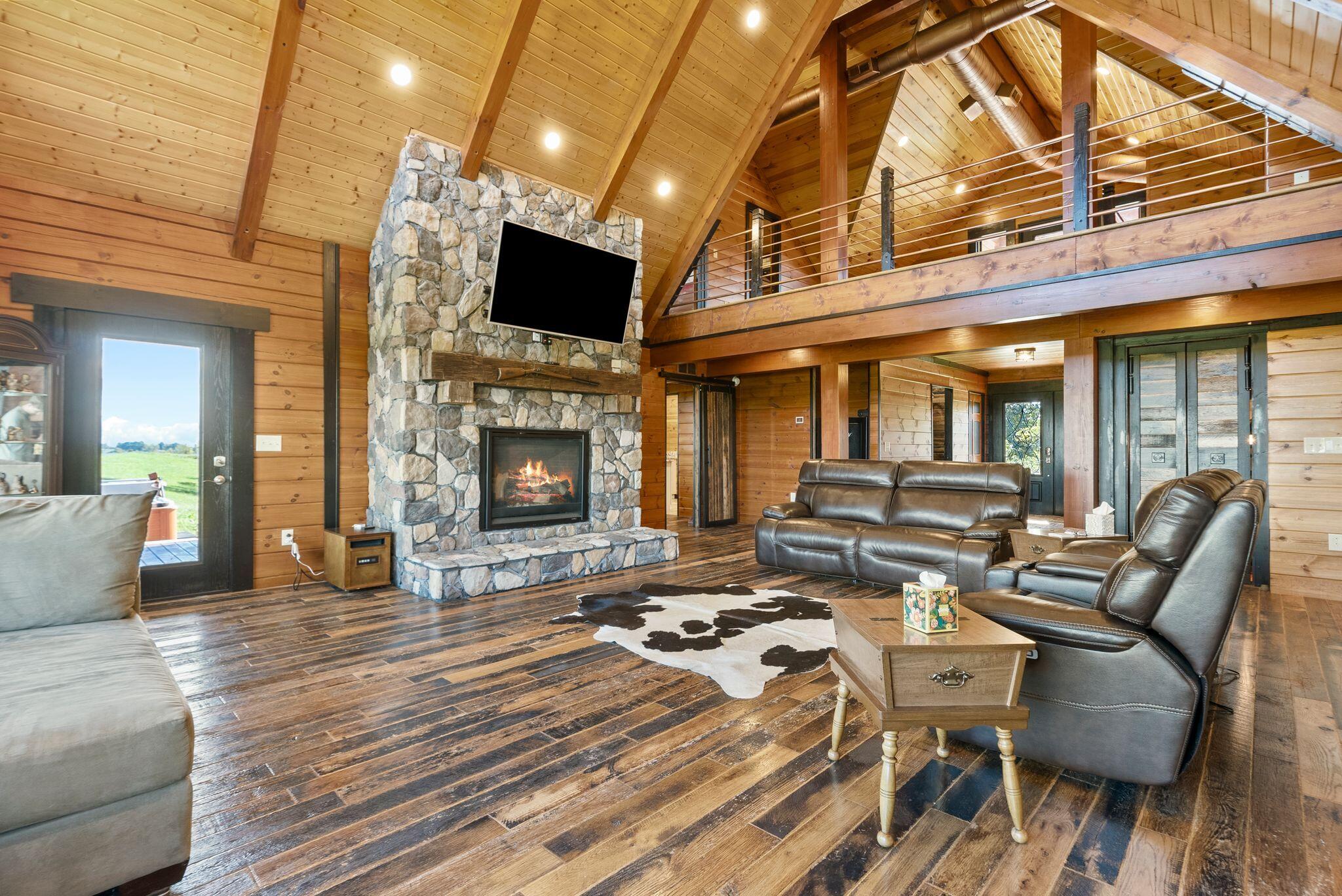 1600 Ditney Ridge Road