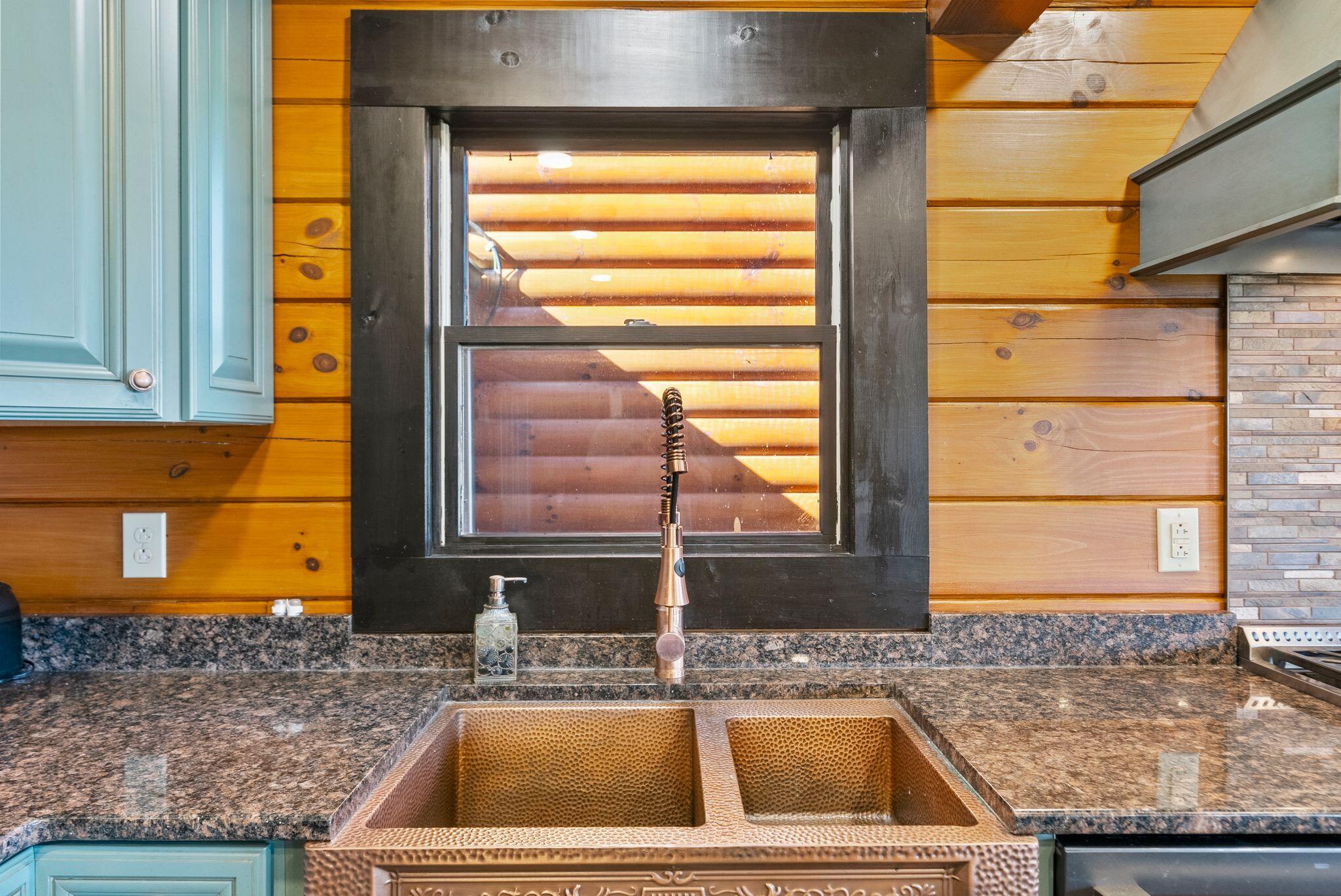 1600 Ditney Ridge Road