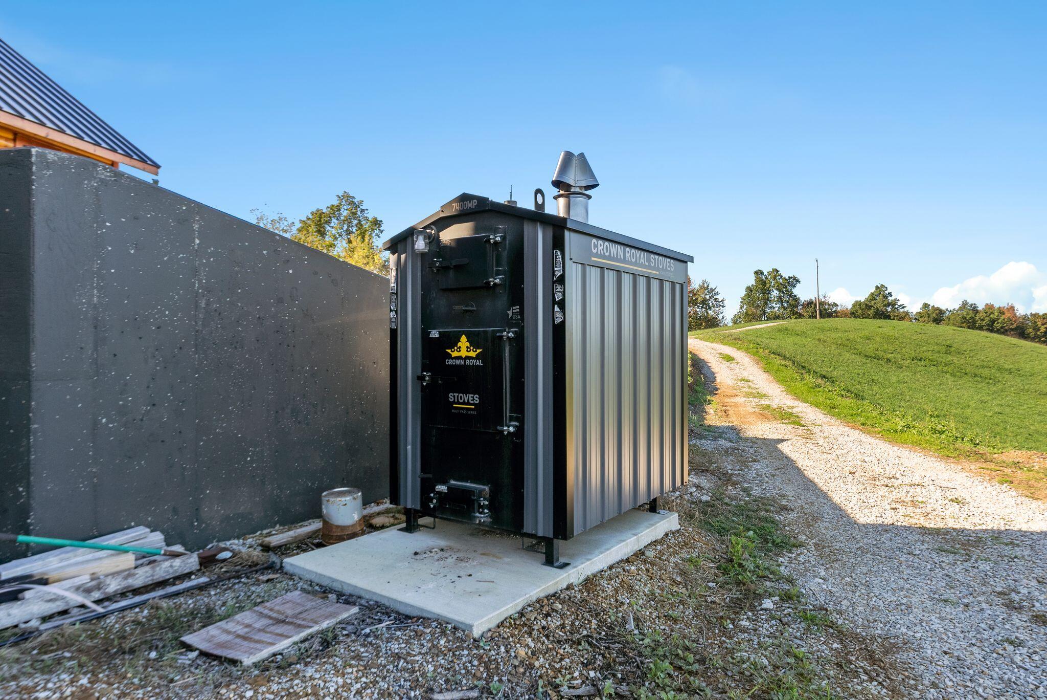 1600 Ditney Ridge Road