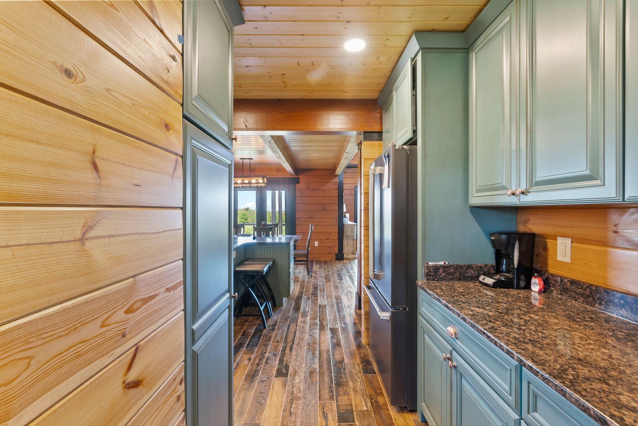 1600 Ditney Ridge Road