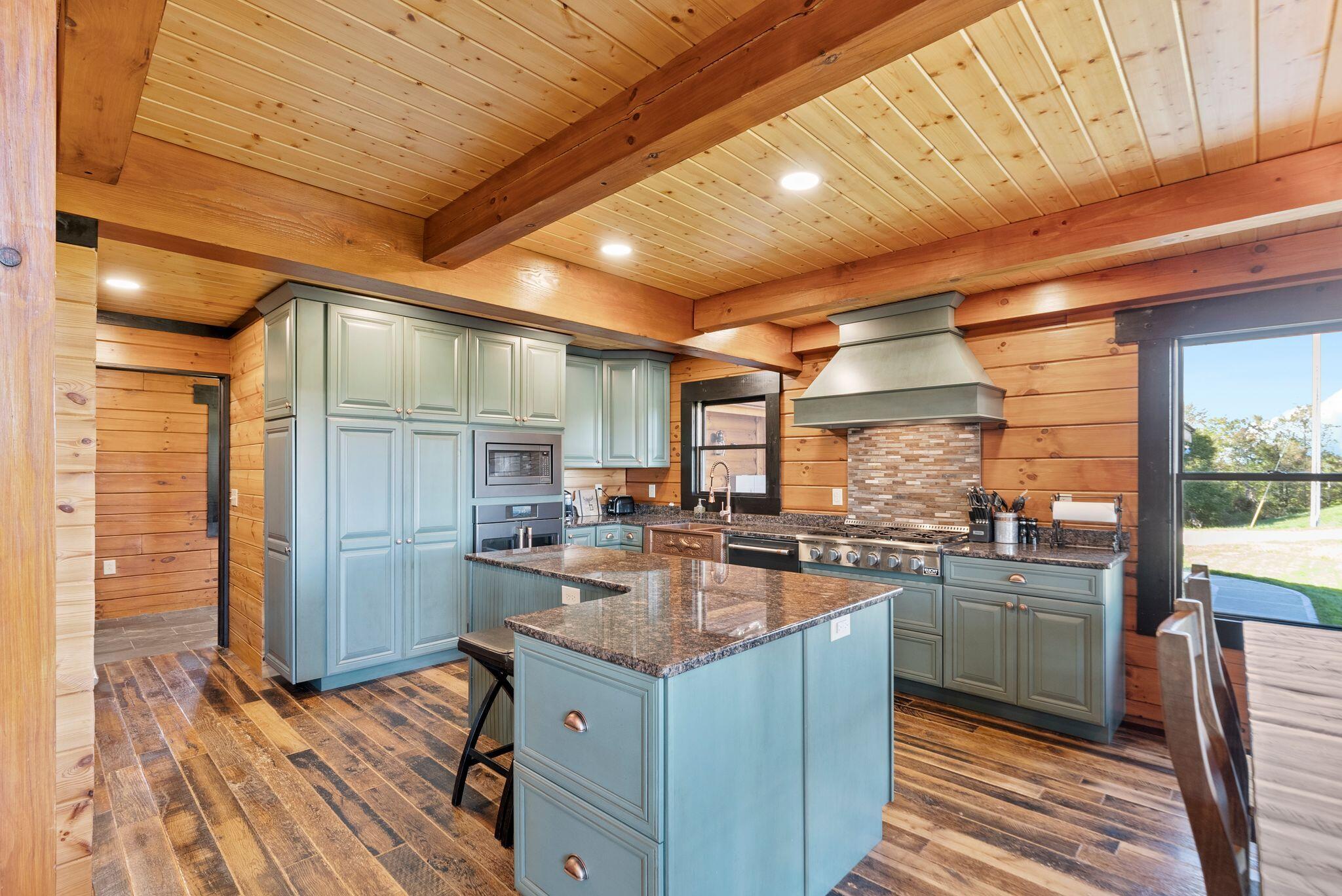 1600 Ditney Ridge Road