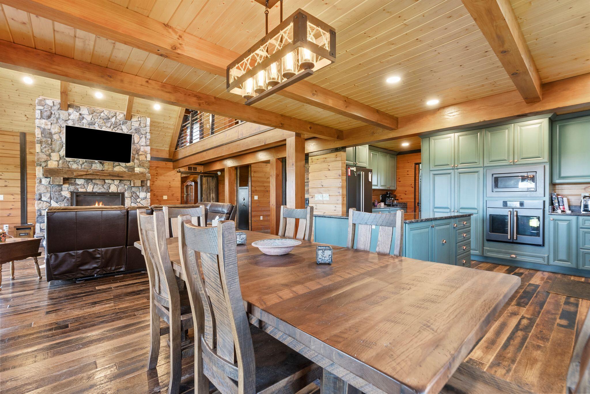 1600 Ditney Ridge Road