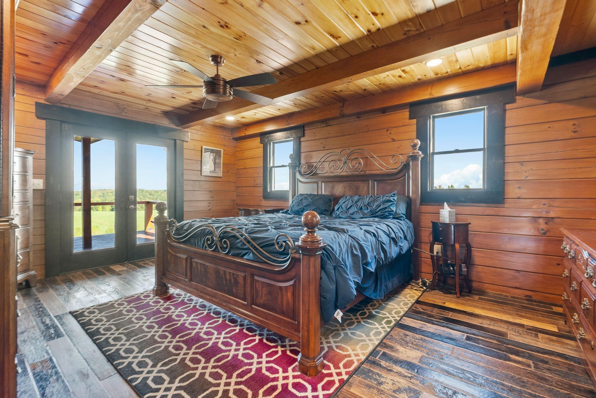 1600 Ditney Ridge Road