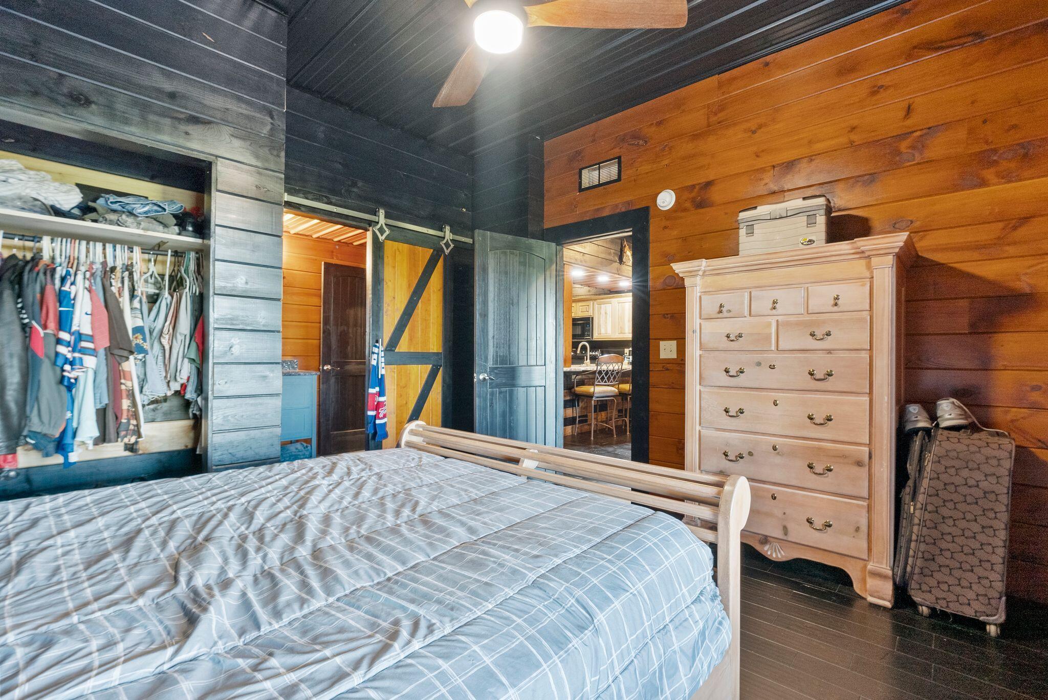 1600 Ditney Ridge Road