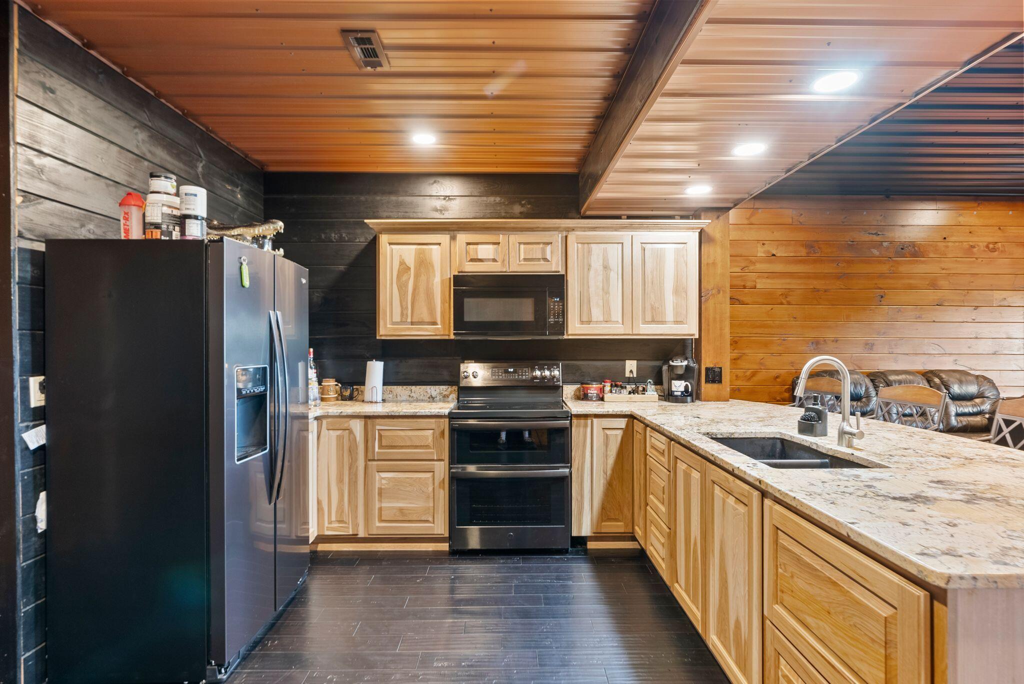 1600 Ditney Ridge Road