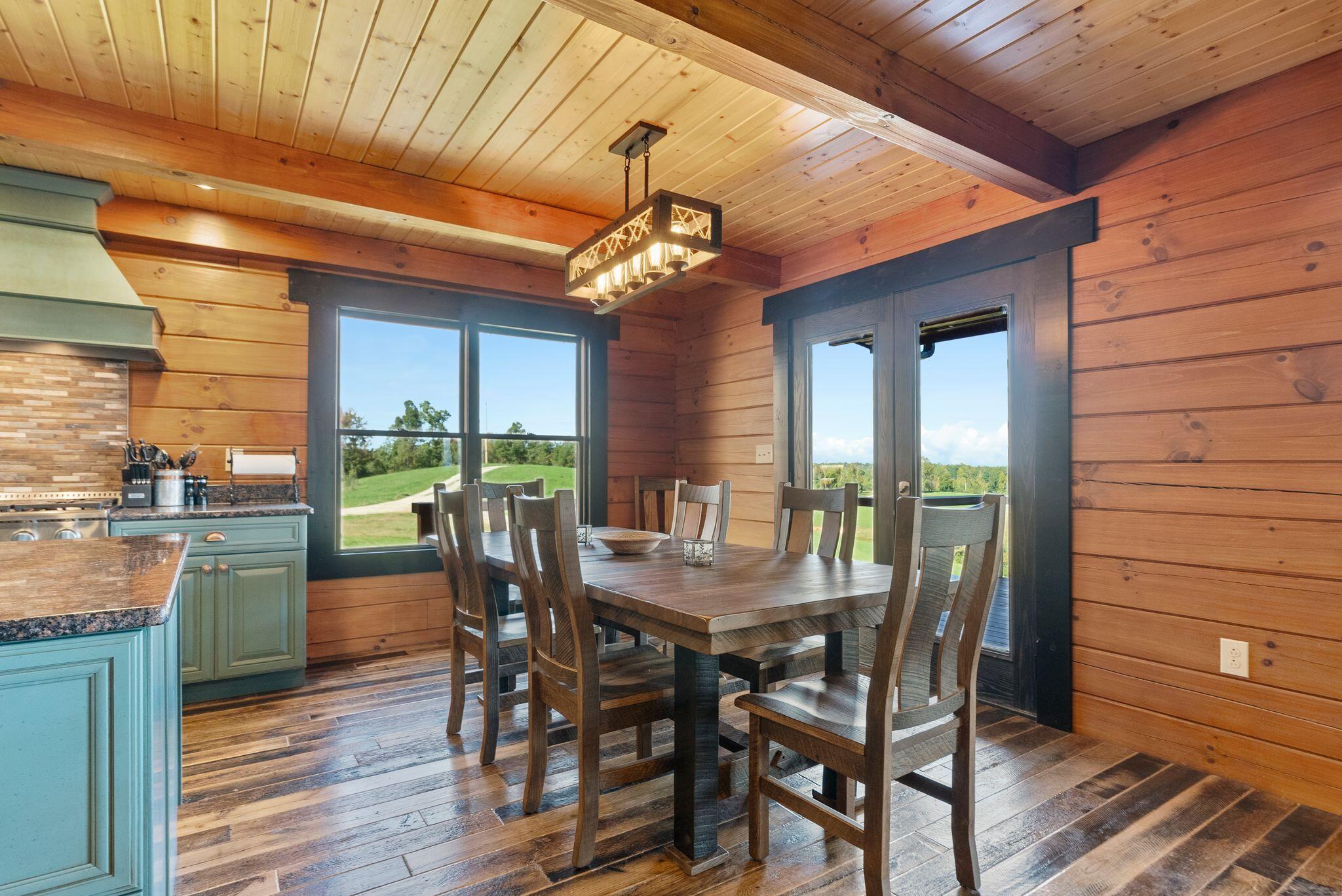 1600 Ditney Ridge Road