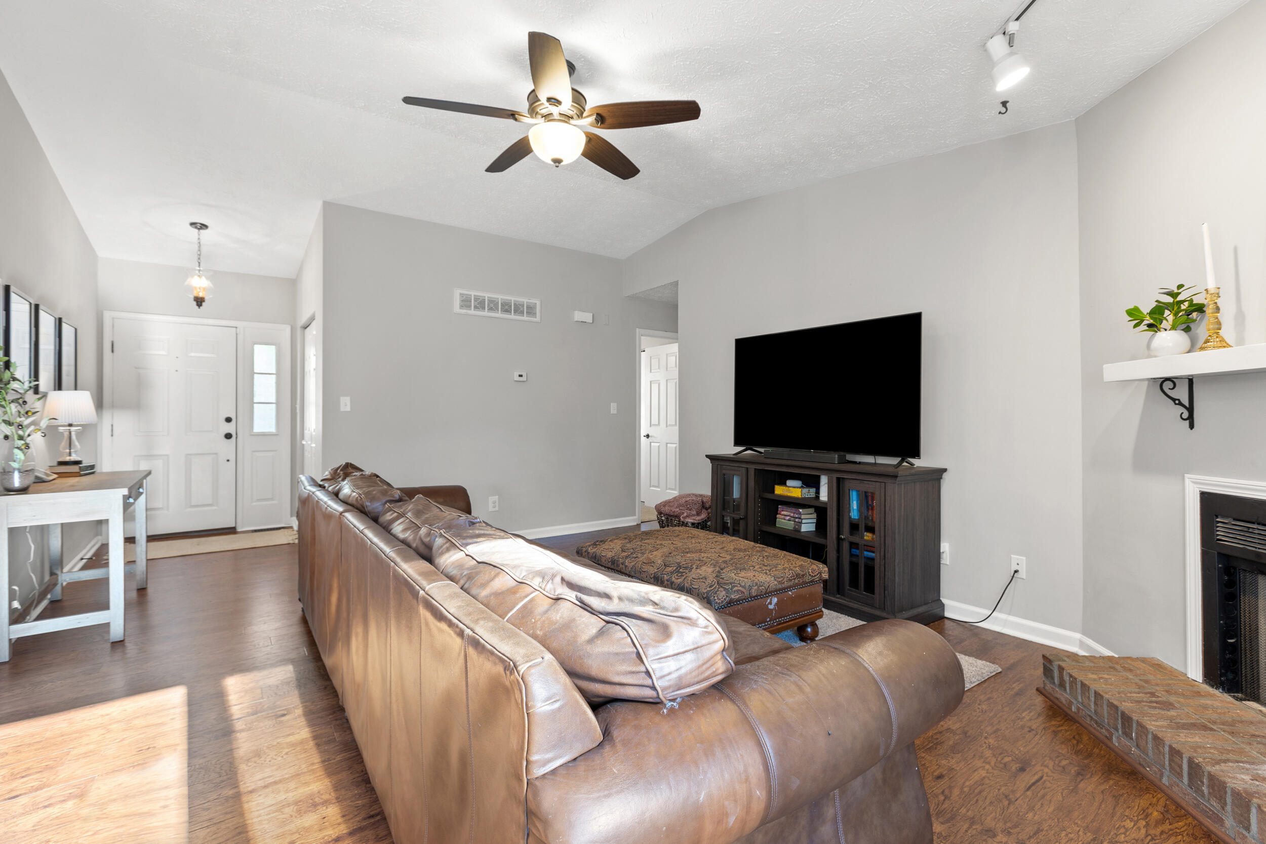 507 Scarborough Drive