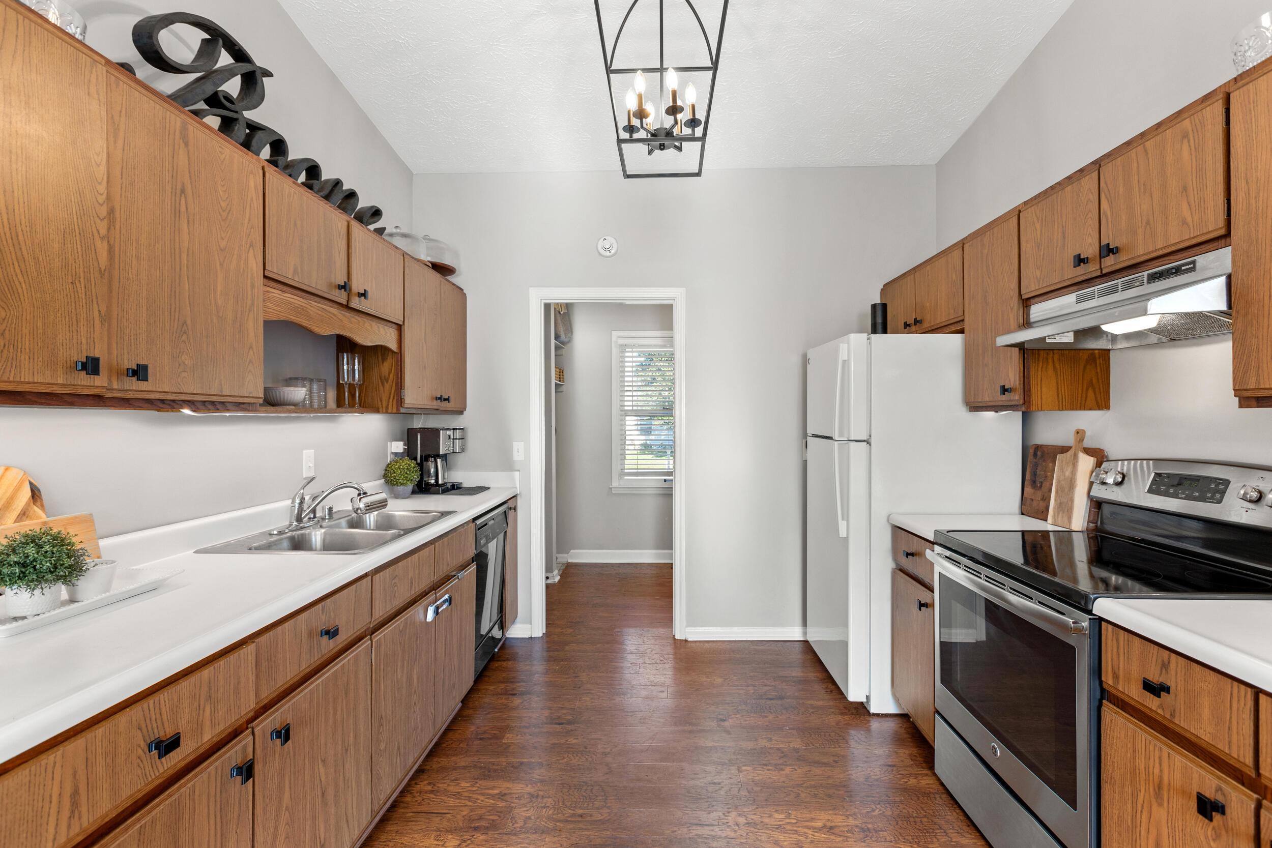 507 Scarborough Drive