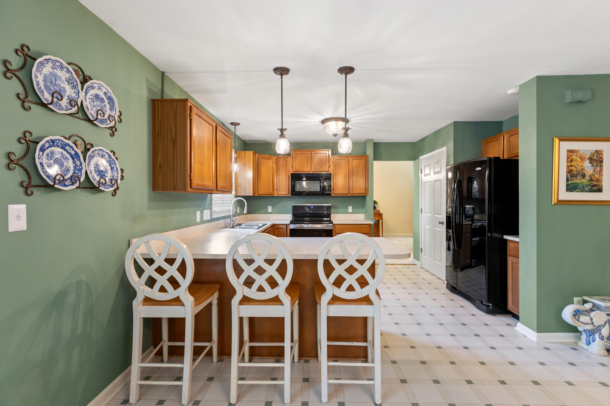 3417 Oak Ridge Court