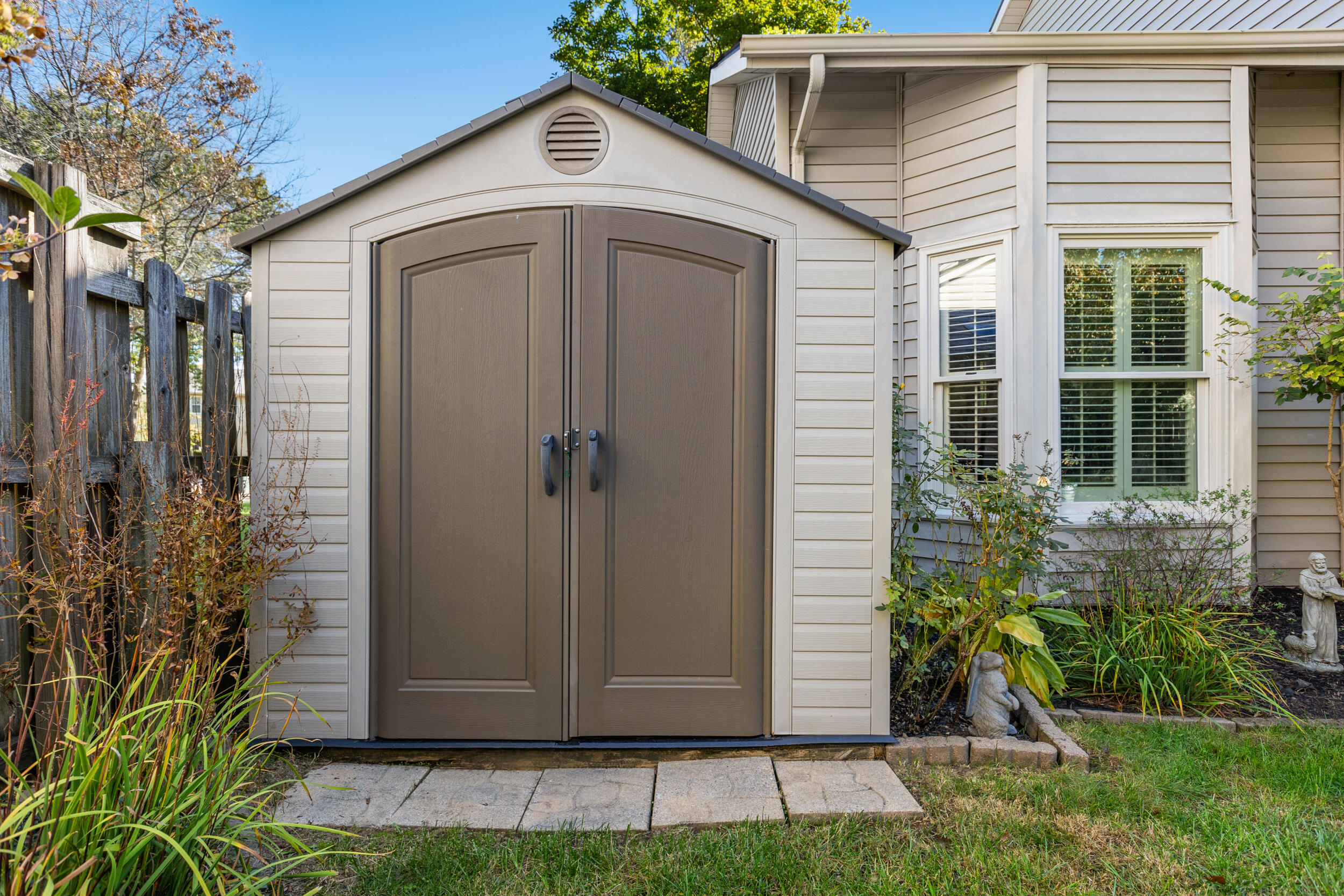 3417 Oak Ridge Court