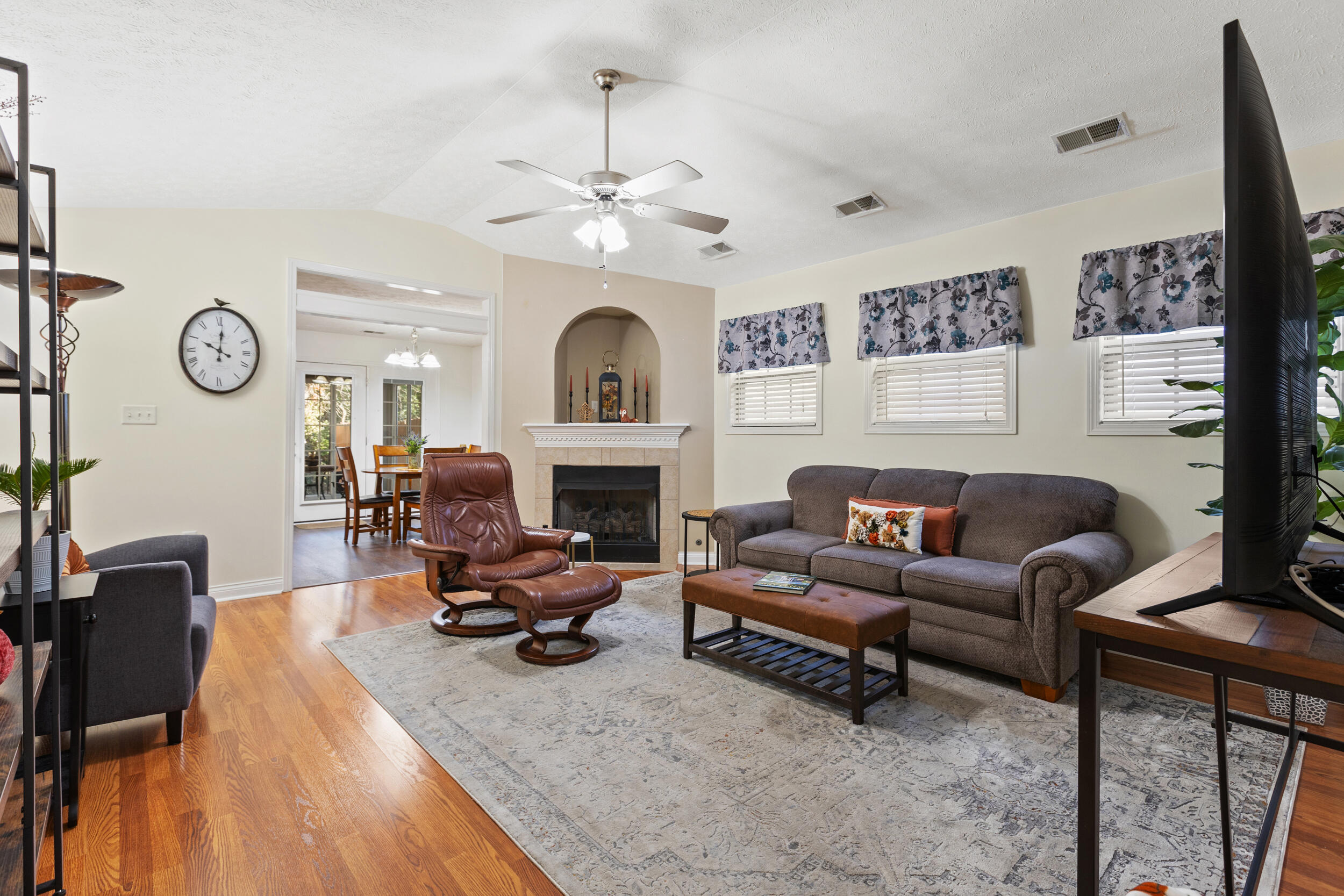 433 Joseph Bryan Way