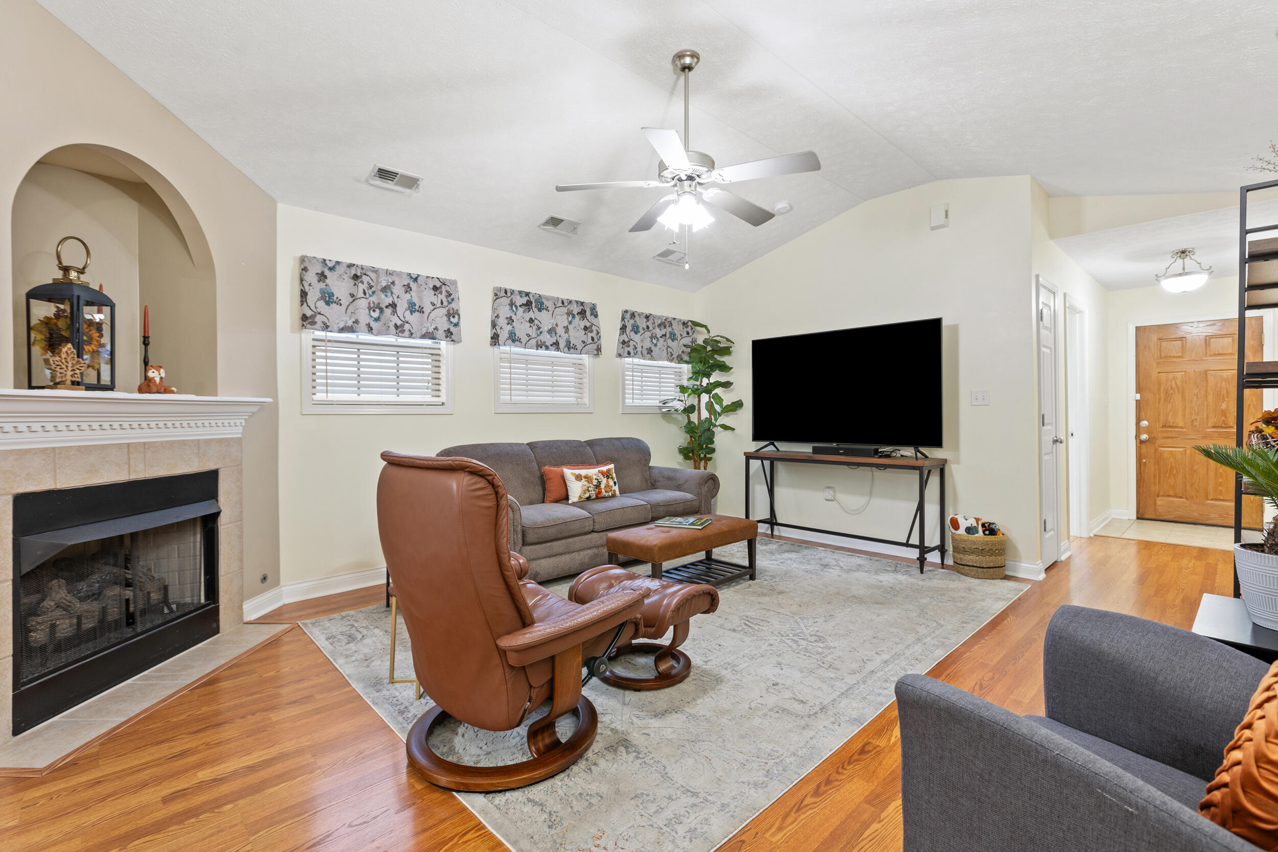 433 Joseph Bryan Way