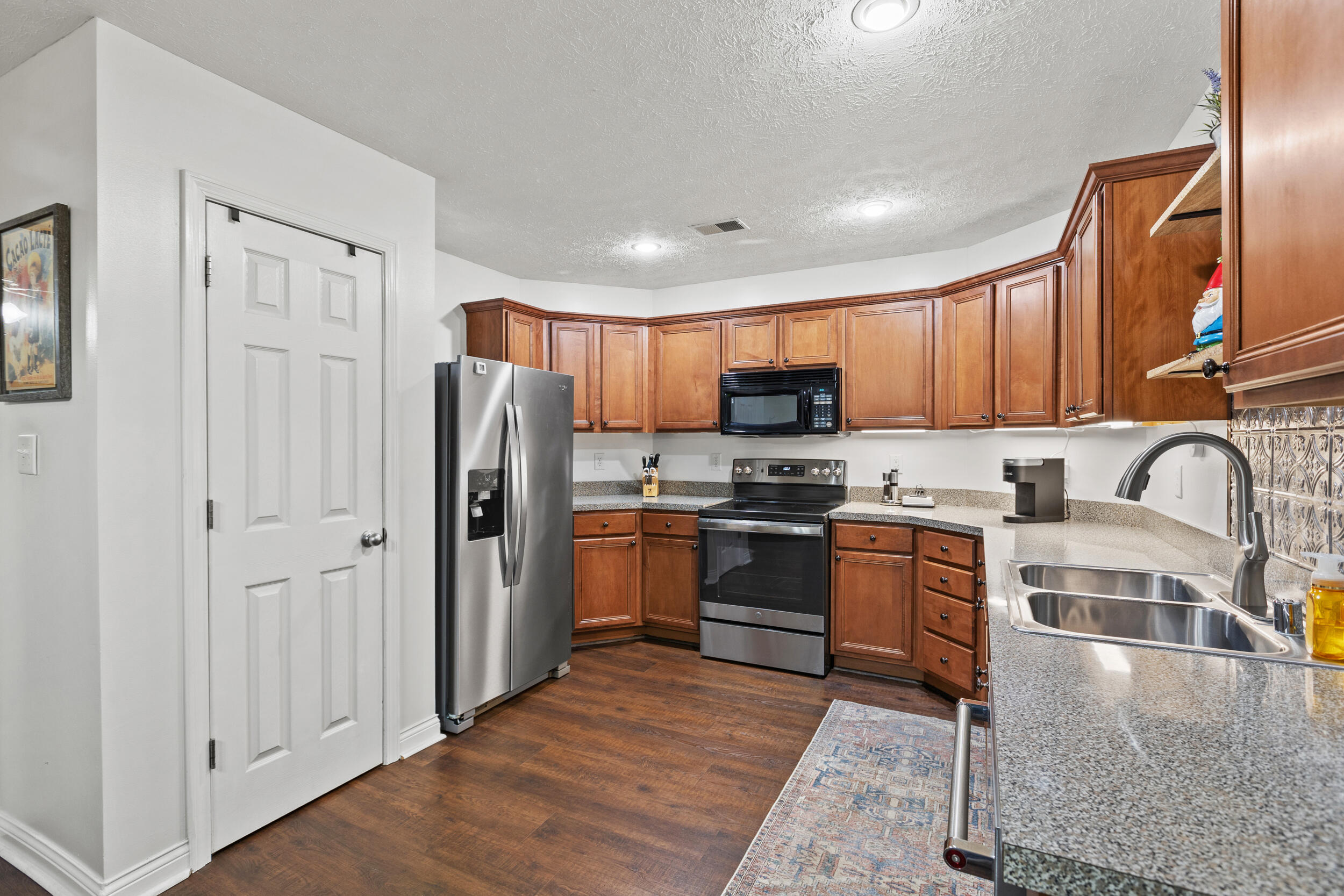 433 Joseph Bryan Way