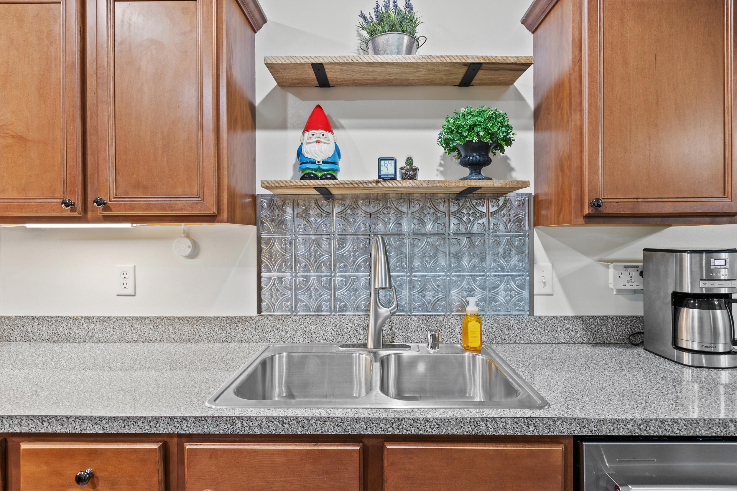 433 Joseph Bryan Way