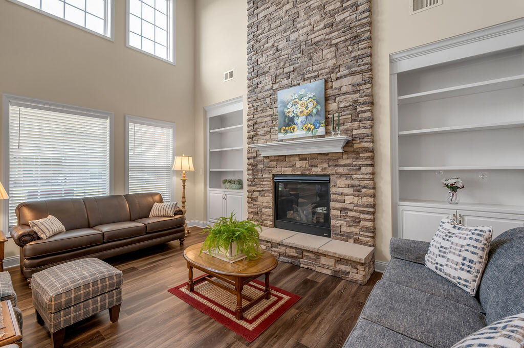 403 Fox Hollow Trail