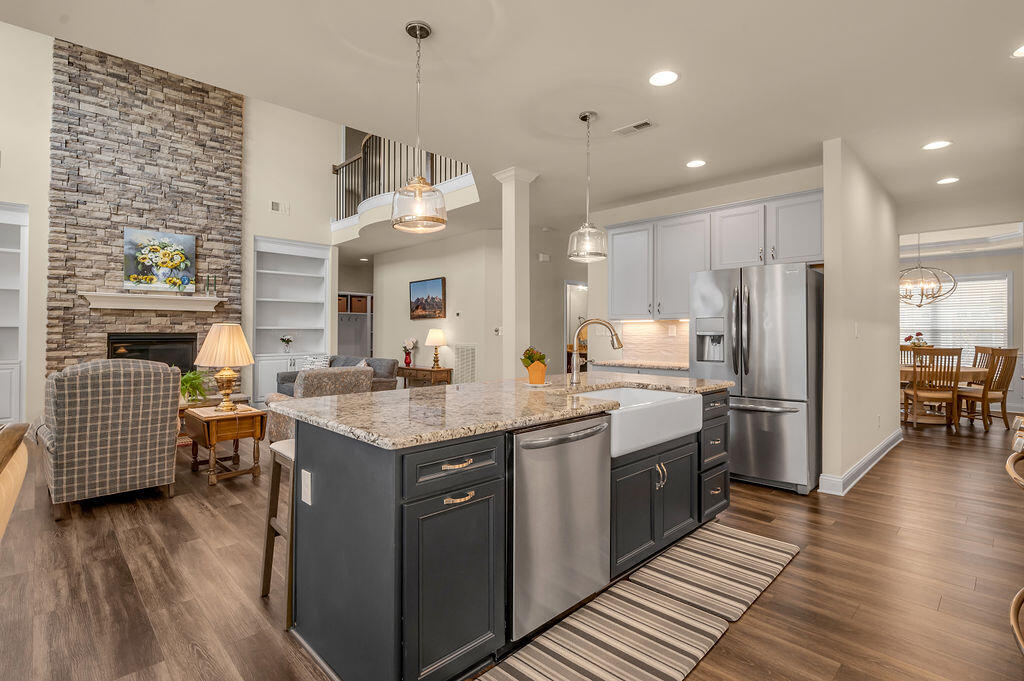 403 Fox Hollow Trail