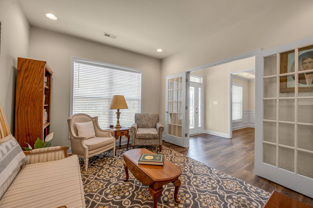 403 Fox Hollow Trail