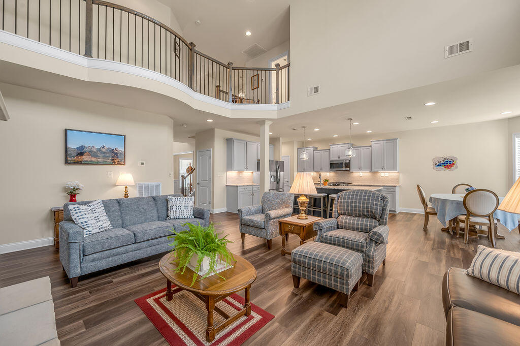 403 Fox Hollow Trail