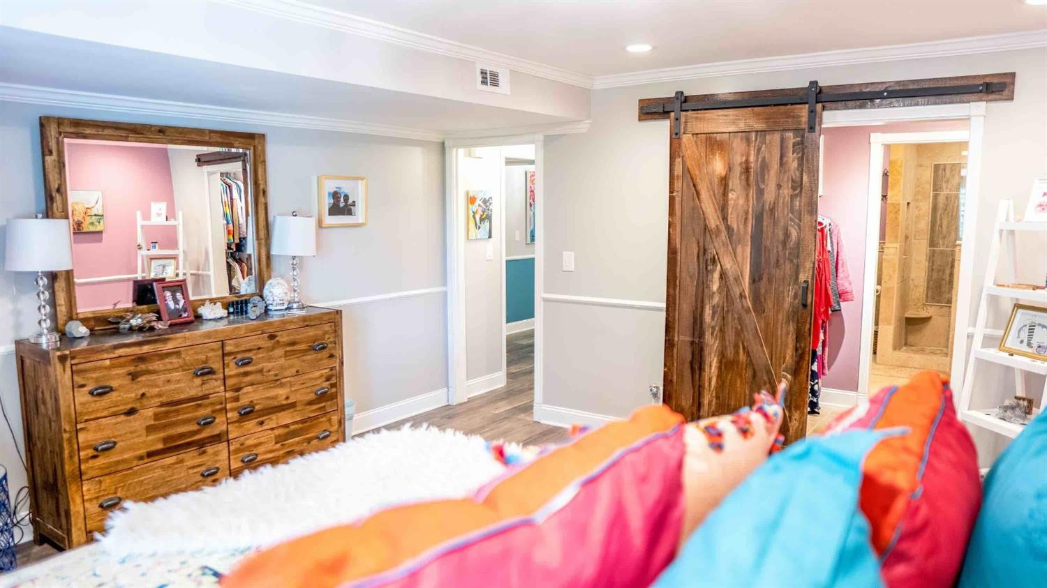 395 Redding Road, 97-98