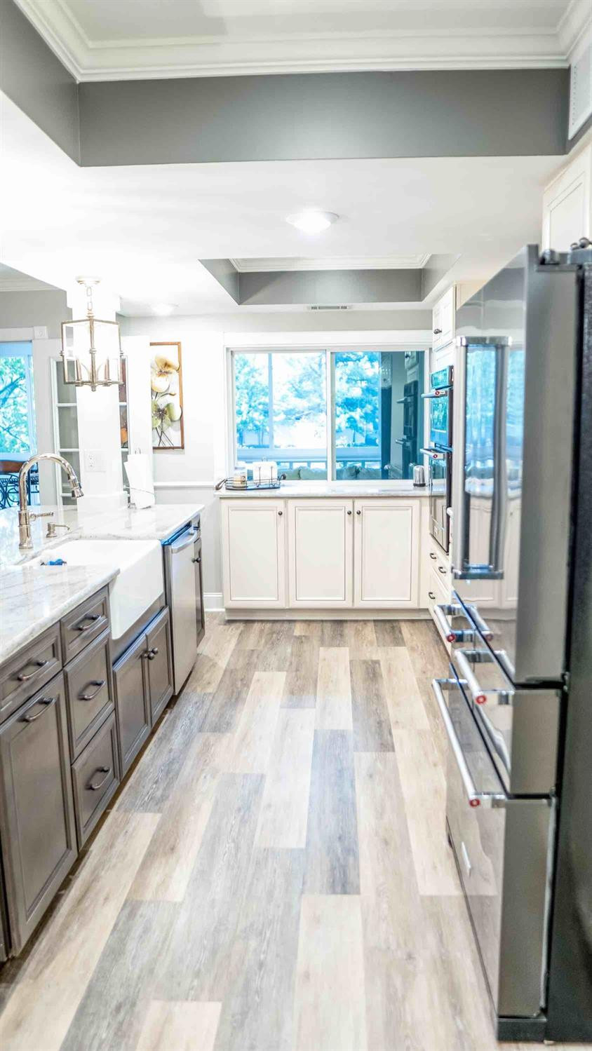 395 Redding Road, 97-98