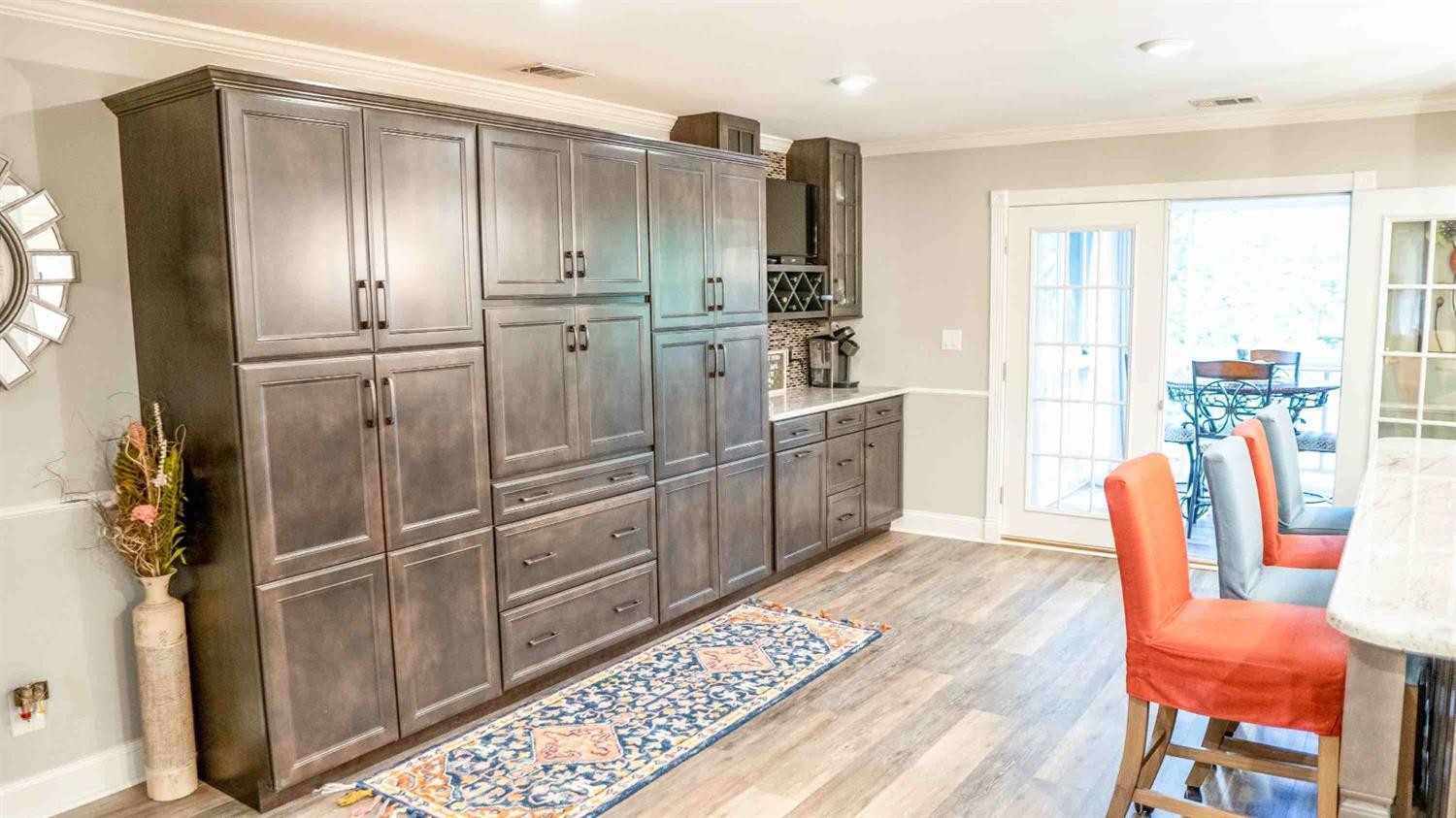 395 Redding Road, 97-98