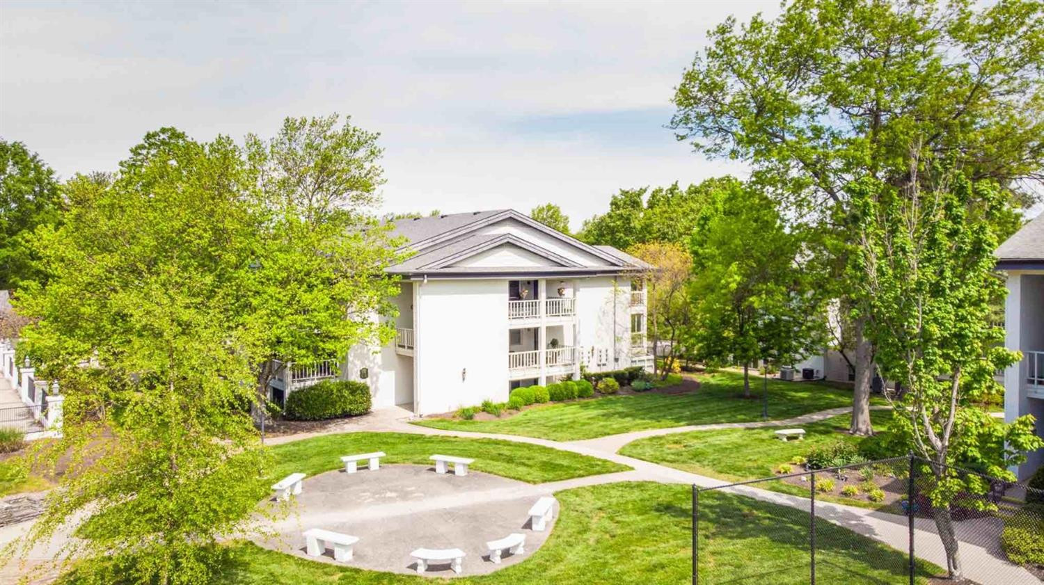 395 Redding Road, 97-98