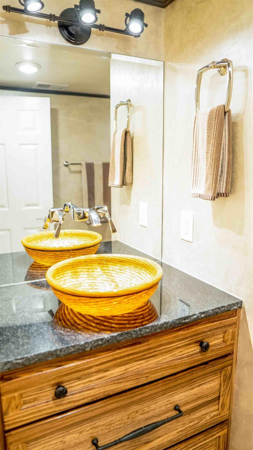 395 Redding Road, 97-98